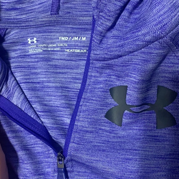 Girl’s Under Armour Heatgear Loose Hooded Long Sleeve Purple Quarter Zip - Picture 2 of 3